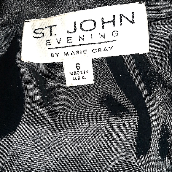 WOW! St John Evening 6 4 Black Hundreds Swarovski Crystals & Buttons Skirt Suit - Picture 9 of 13